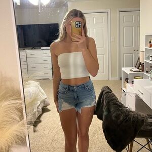 Celebrity Pink Cream Sleeveless Crop Top